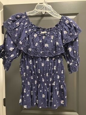 Universal Thread Navy Blue Floral Off-Shoulder Peasant Blouse